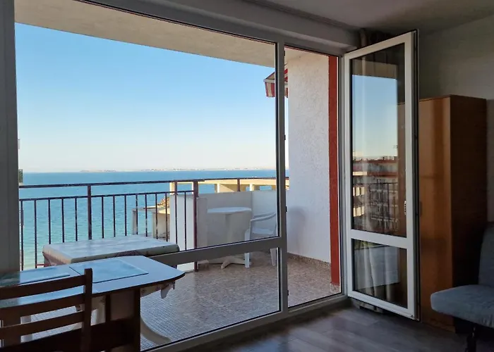 Apartment Robinson Sea Nessebar View